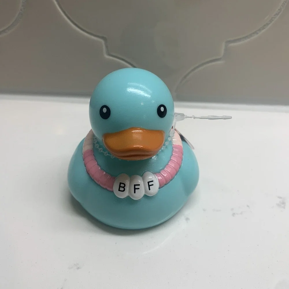 Target Bullseye Valentine's Day Set Of 4 Rubber Ducks Multi Color
